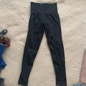 EIGHT EIGHT High-Waisted Leggings